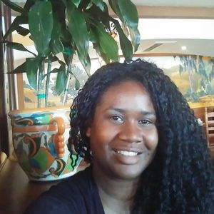 Meet your Posher, Colette